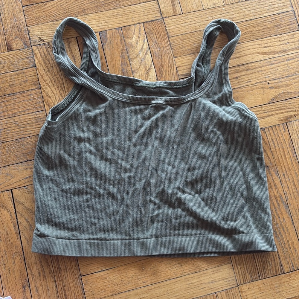Size M green Banana Republic top